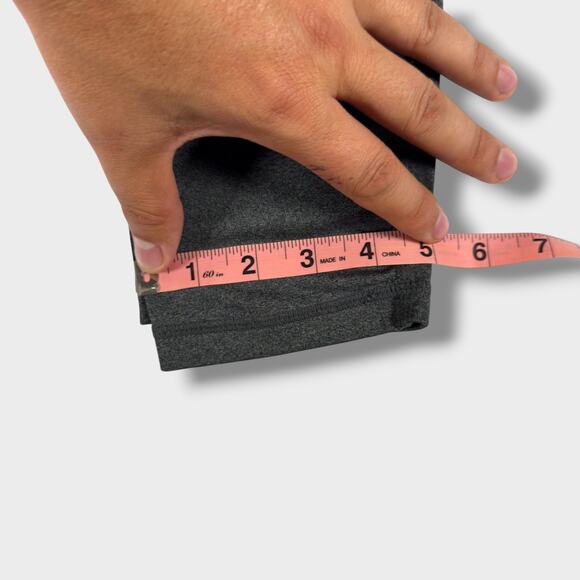 Reebok Workout Leggings Size L Gray High Rise Crop Pocket Stretch Activewear - Picture 7 of 9